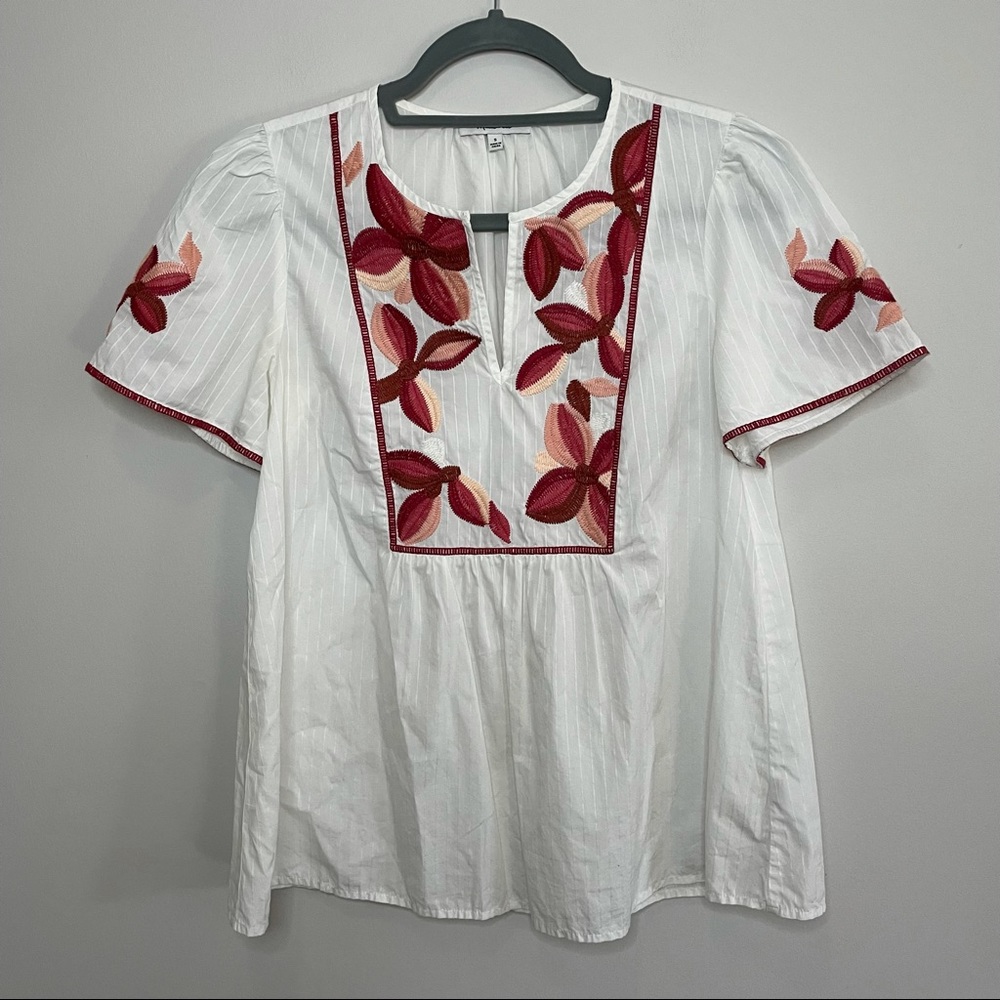 Madewell embroidered fable blouse size S.